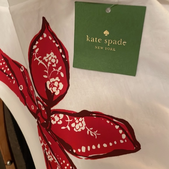 Kate Spade bandana scarf graphic T-shirt white & red Small - Picture 4 of 11